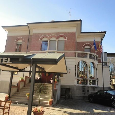 Hotel Villa Reale Argenta Eksteriør bilde