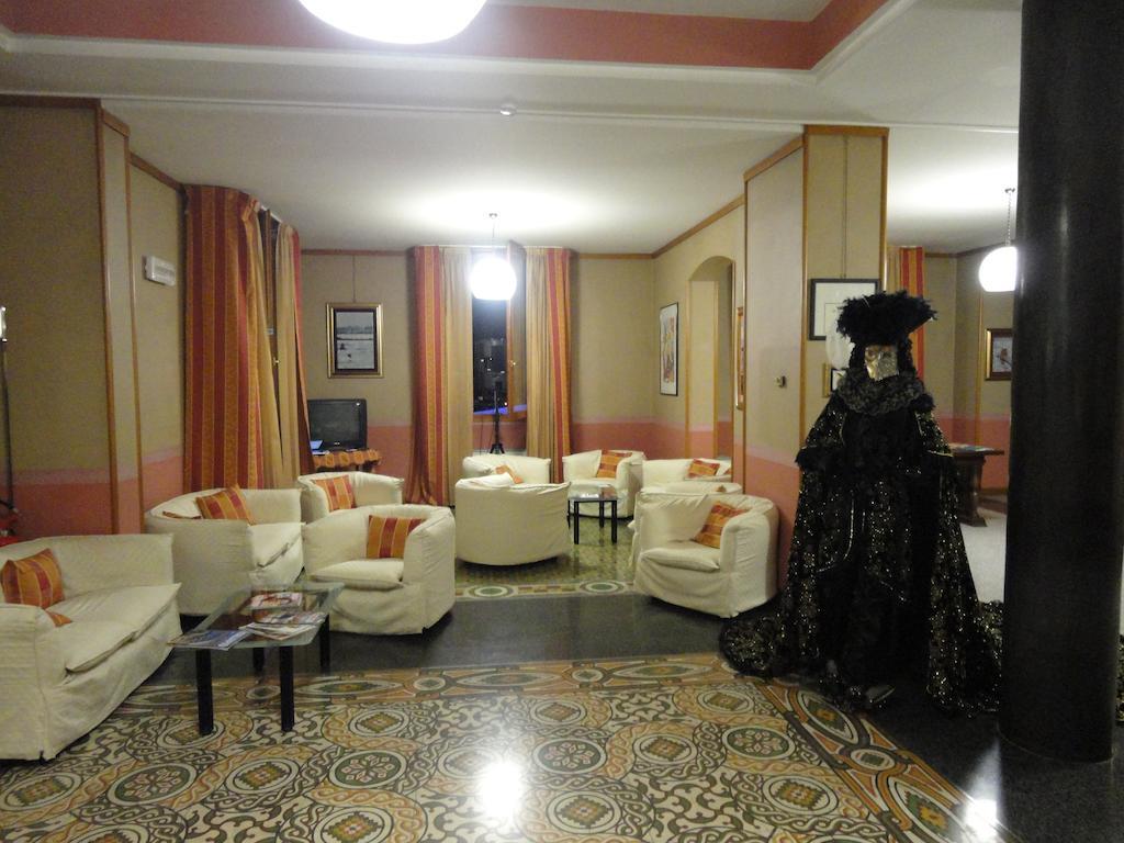 Hotel Villa Reale Argenta Eksteriør bilde